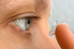 Linsen-Implantate (IOLs) bei Grauem Star