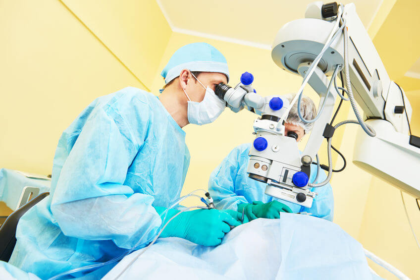Femto-LASIK Operation